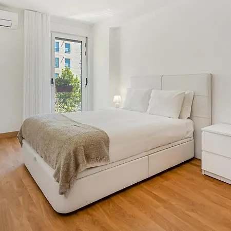 Uptown Urban Escape By Lovelystay Apartamento