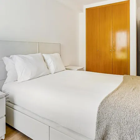 Uptown Urban Escape By Lovelystay Lisbona